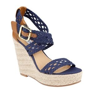 Steve Madden “Magastee” Woven Wedges Sz 5.5